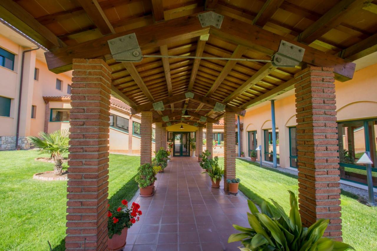 Casa Santa Elena Hotel Solius Bagian luar foto